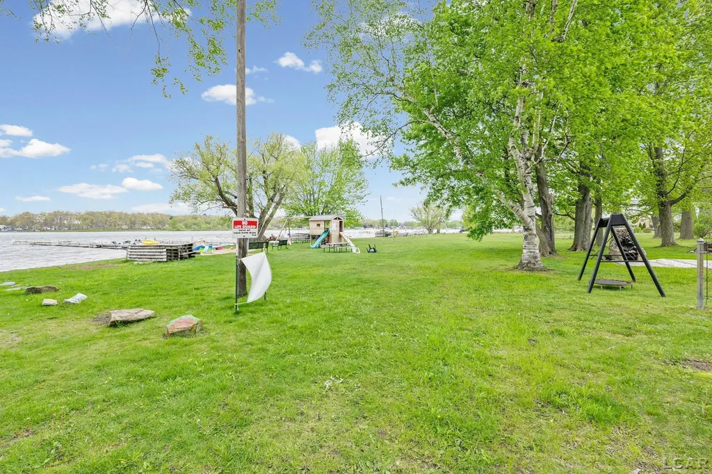 2128 Glenwood Court Norvell Township MI 49230