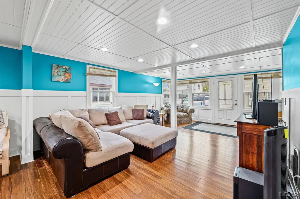 2128 Glenwood Court Norvell Township MI 49230