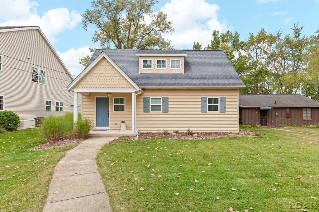 4547 Round Lake Highway Woodstock Township MI 49253