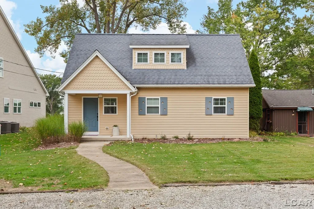 4547 Round Lake Highway Woodstock Township MI 49253