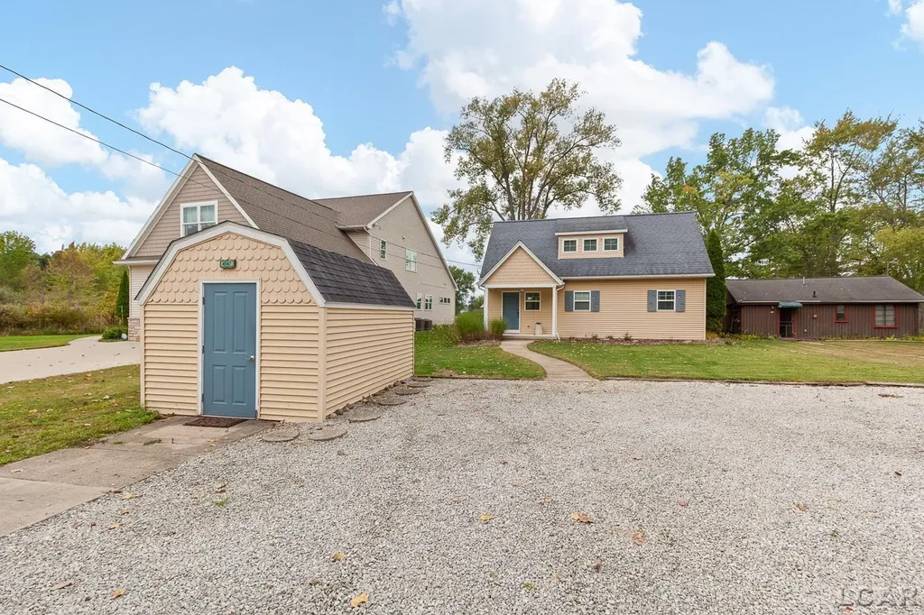 4547 Round Lake Highway Woodstock Township MI 49253