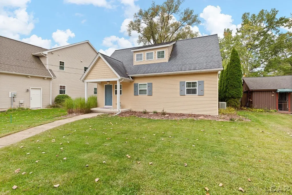 4547 Round Lake Highway Woodstock Township MI 49253