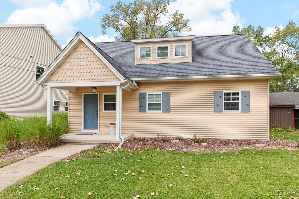 4547 Round Lake Highway Woodstock Township MI 49253