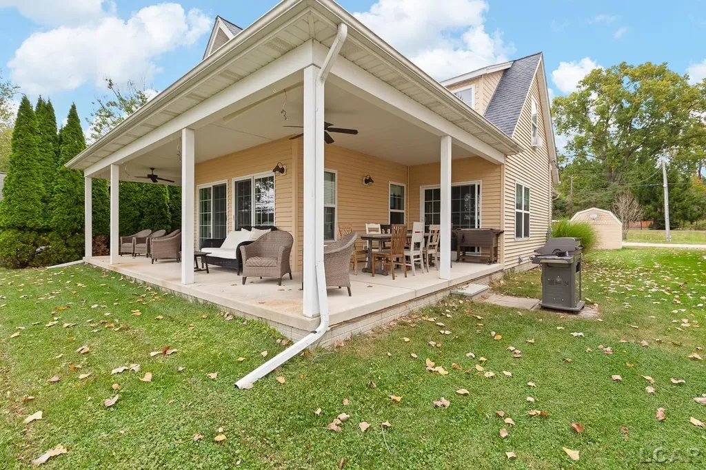4547 Round Lake Highway Woodstock Township MI 49253