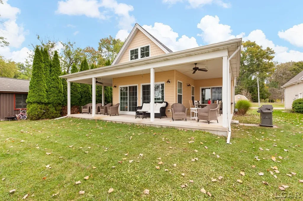 4547 Round Lake Highway Woodstock Township MI 49253
