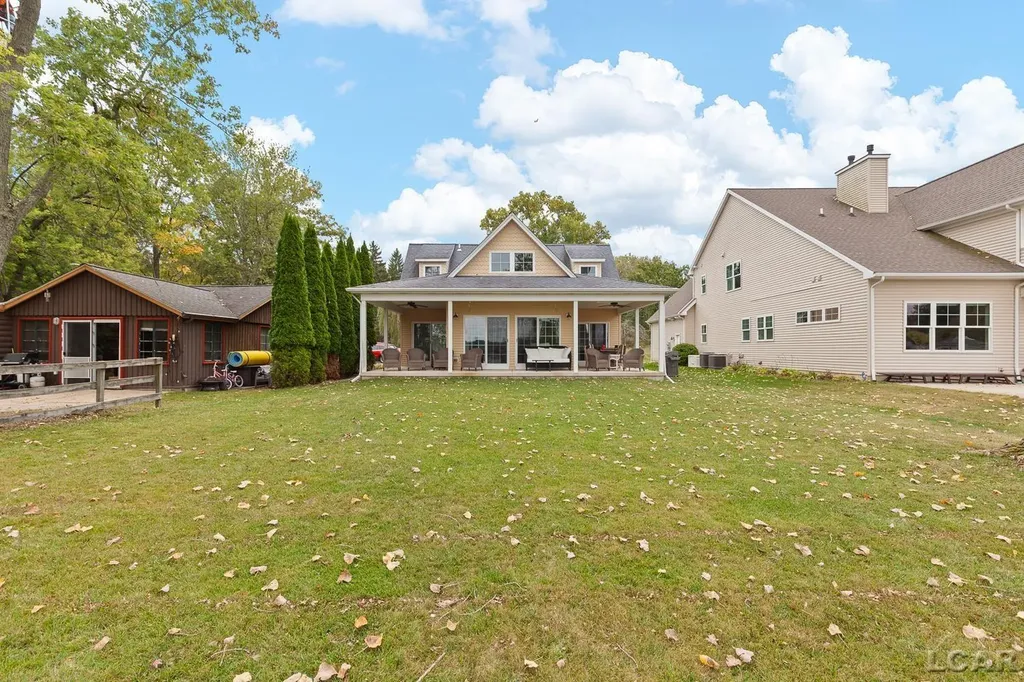 4547 Round Lake Highway Woodstock Township MI 49253