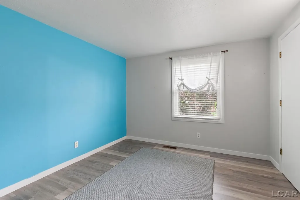 1113 Glendale Avenue Adrian City MI 49221