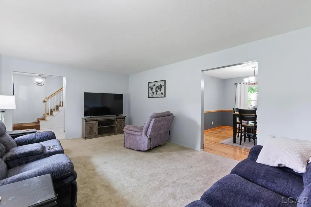 1113 Glendale Avenue Adrian City MI 49221