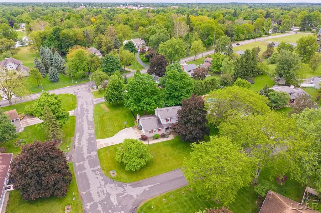 1113 Glendale Avenue Adrian City MI 49221