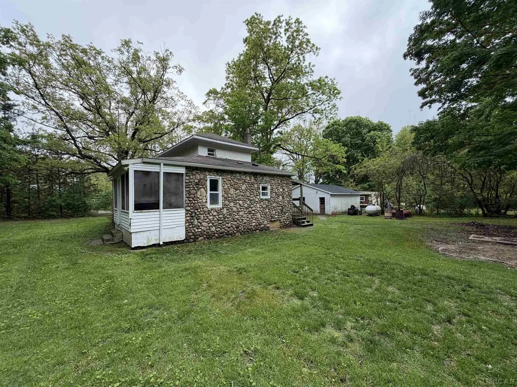 9620 Moreland Road Somerset Township MI 49249