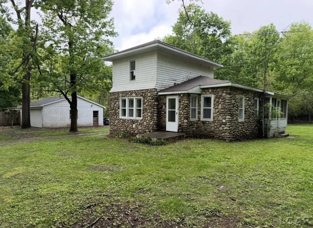 9620 Moreland Road Somerset Township MI 49249