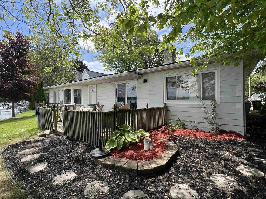 11698 Elm Park Drive Rollin Township MI 49253