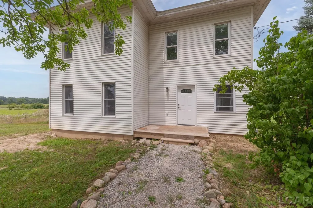 9024 W Carleton Road Dover Township MI 49235