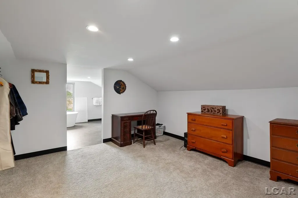 9024 W Carleton Road Dover Township MI 49235