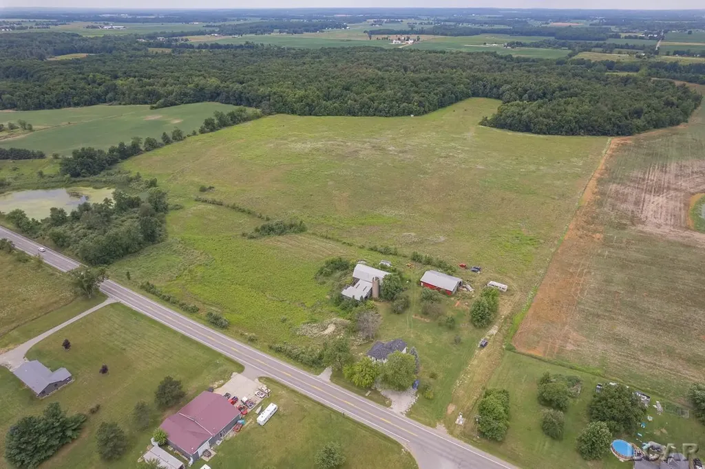 9024 W Carleton Road Dover Township MI 49235
