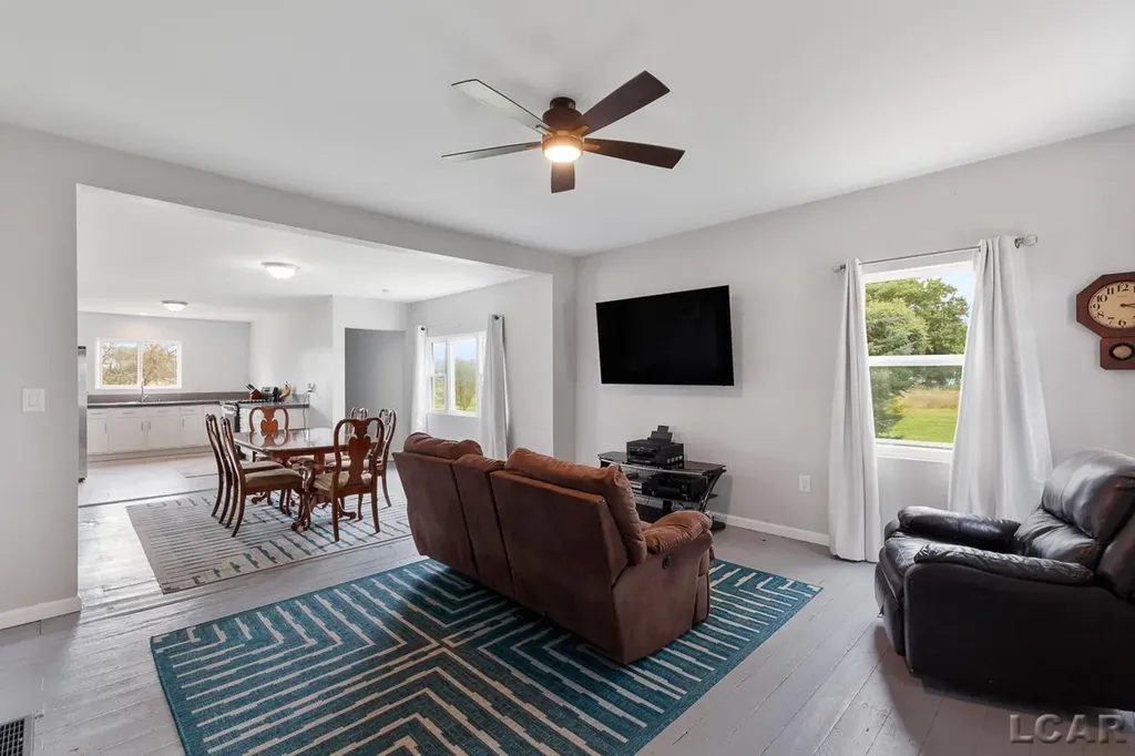 9024 W Carleton Road Dover Township MI 49235