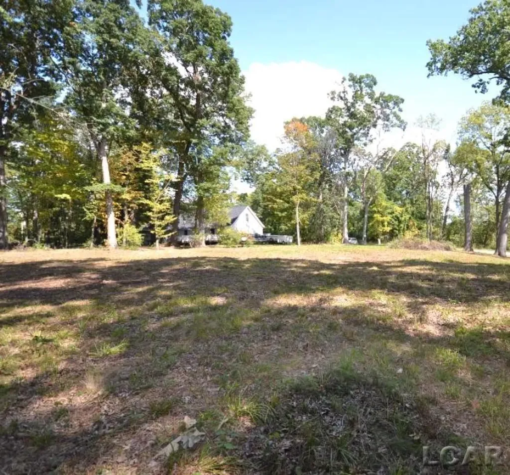 Lots 274-276 Southlawn Circle Somerset Township MI 49249