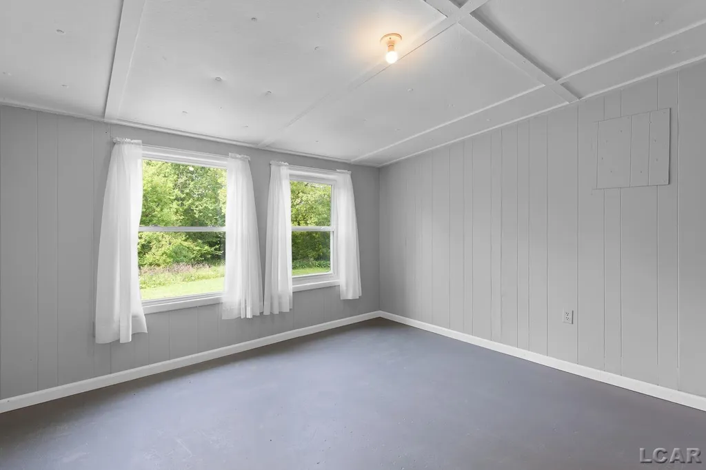 11943 W Us 223 Highway Onsted Village MI 49265