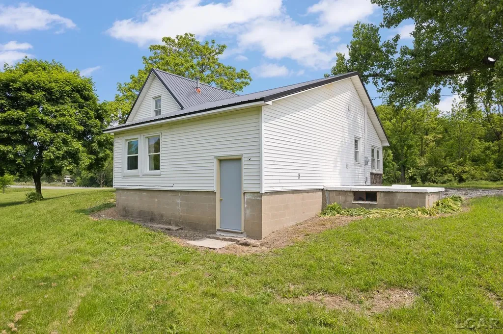 11943 W Us 223 Highway Onsted Village MI 49265