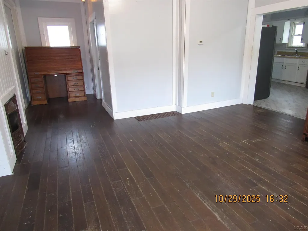 413 W Pottawatamie Street Tecumseh City MI 49286