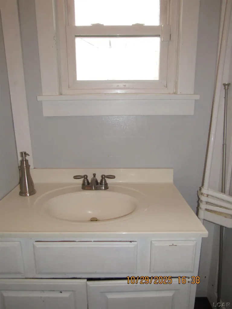 413 W Pottawatamie Street Tecumseh City MI 49286