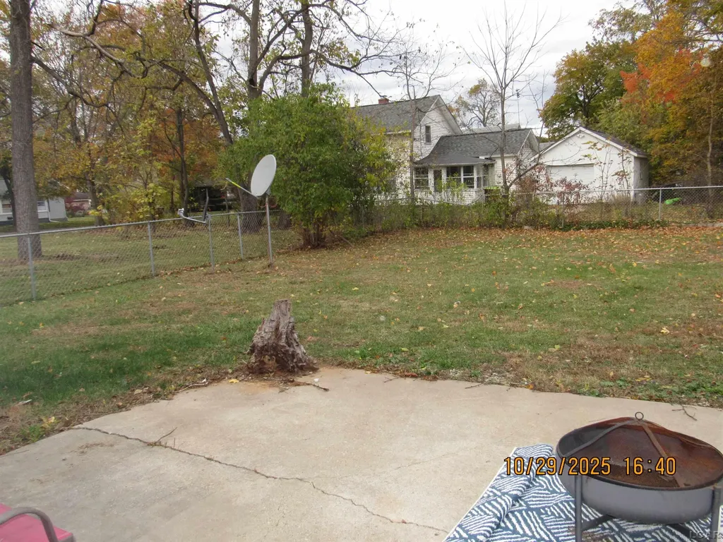 413 W Pottawatamie Street Tecumseh City MI 49286