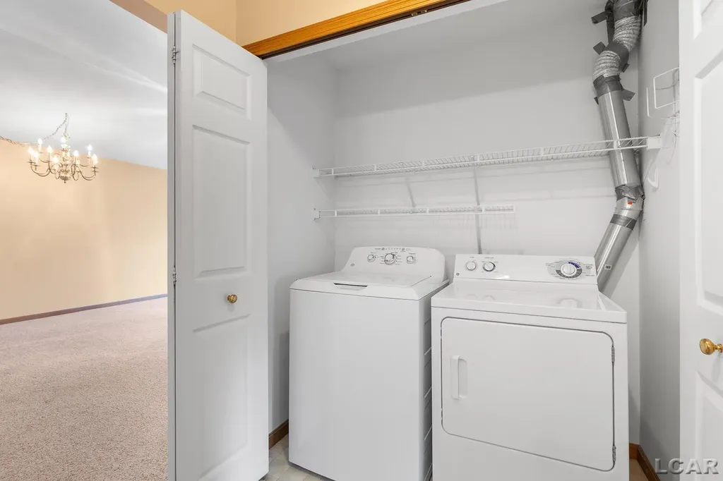 2303 Lakewood Drive Madison Charter Township MI 49221