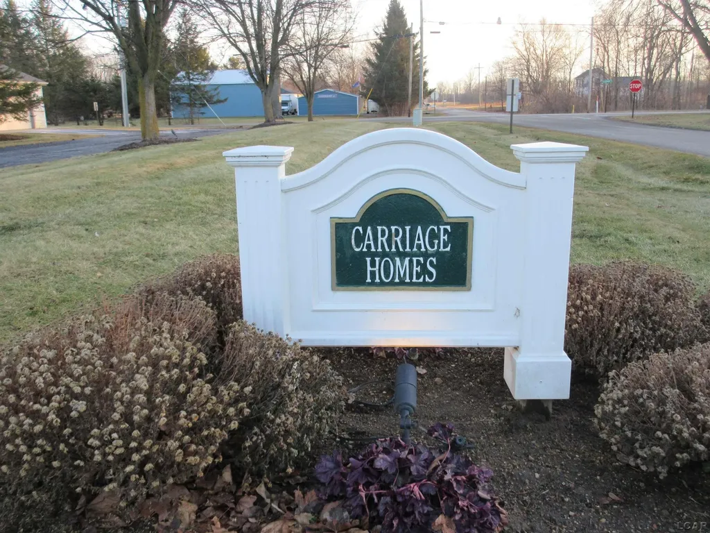 2303 Lakewood Drive Madison Charter Township MI 49221