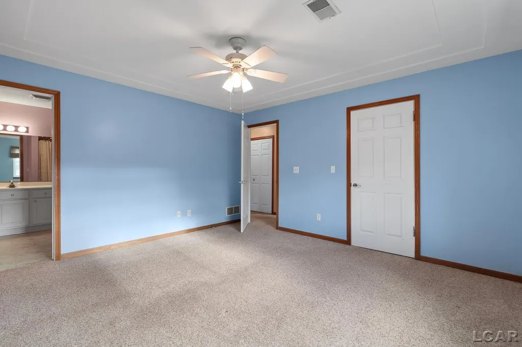2303 Lakewood Drive Madison Charter Township MI 49221