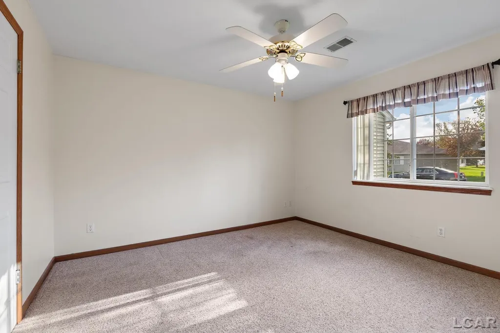 2303 Lakewood Drive Madison Charter Township MI 49221
