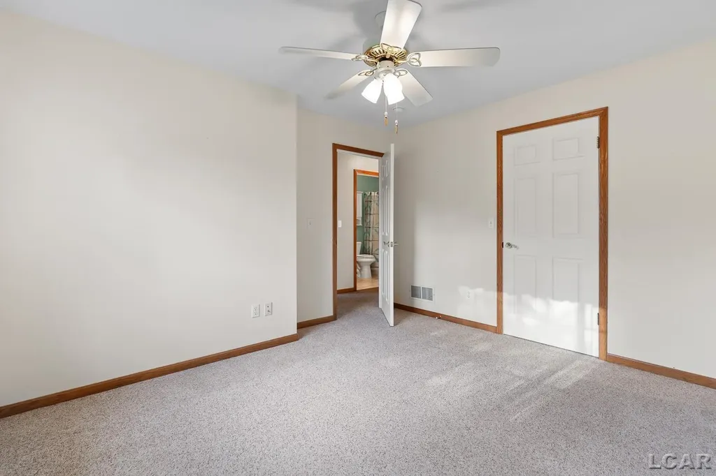 2303 Lakewood Drive Madison Charter Township MI 49221