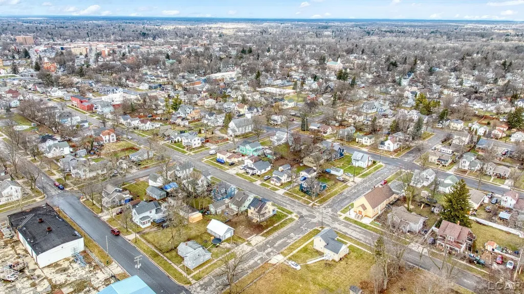 924 Frank Street Adrian City MI 49221