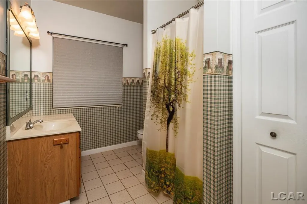 8266 Irish Mist Drive Cambridge Township MI 49265