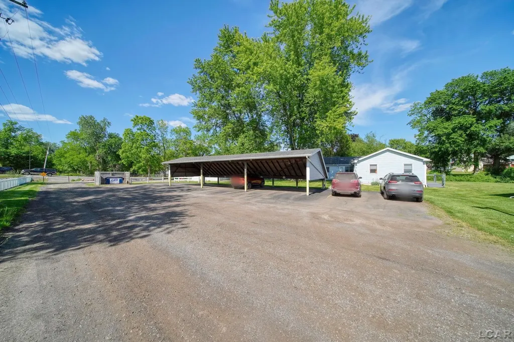 128 Irwin Street Brooklyn Village MI 49230