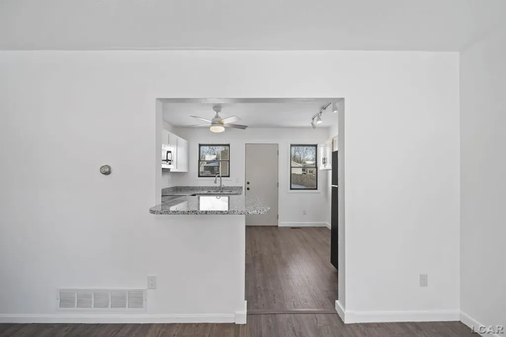 128 Irwin Street Brooklyn Village MI 49230