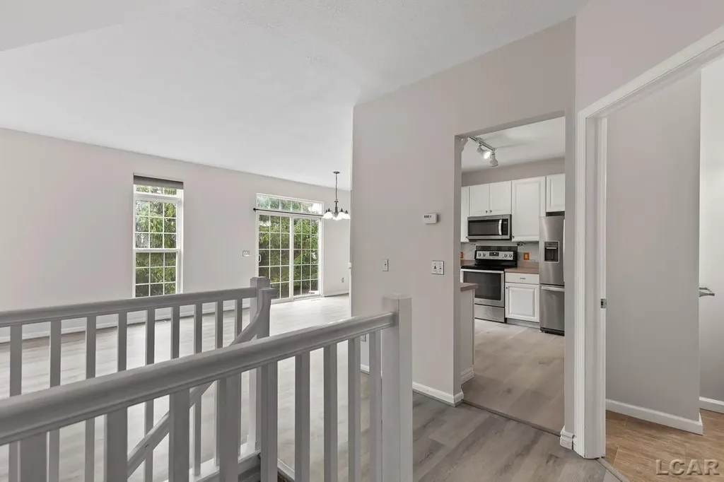 112 Burwyck Park Drive Saline City MI 48176