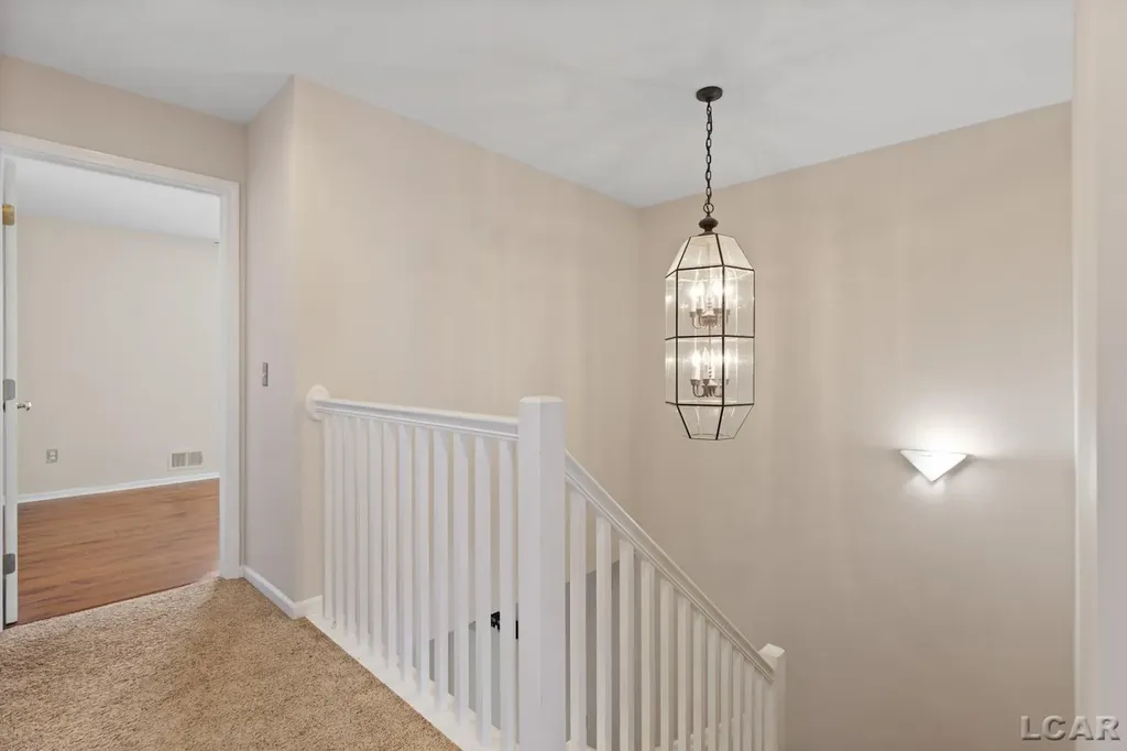 112 Burwyck Park Drive Saline City MI 48176