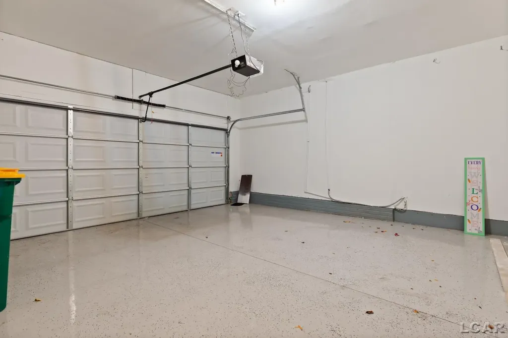 112 Burwyck Park Drive Saline City MI 48176