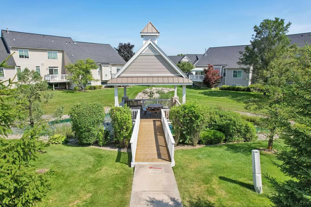 112 Burwyck Park Drive Saline City MI 48176