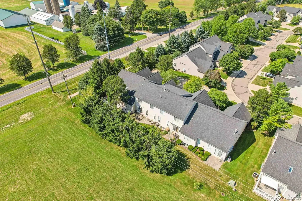 112 Burwyck Park Drive Saline City MI 48176