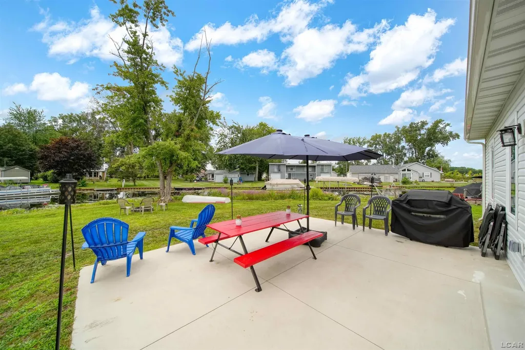 2503 Dardy Court Norvell Township MI 49230