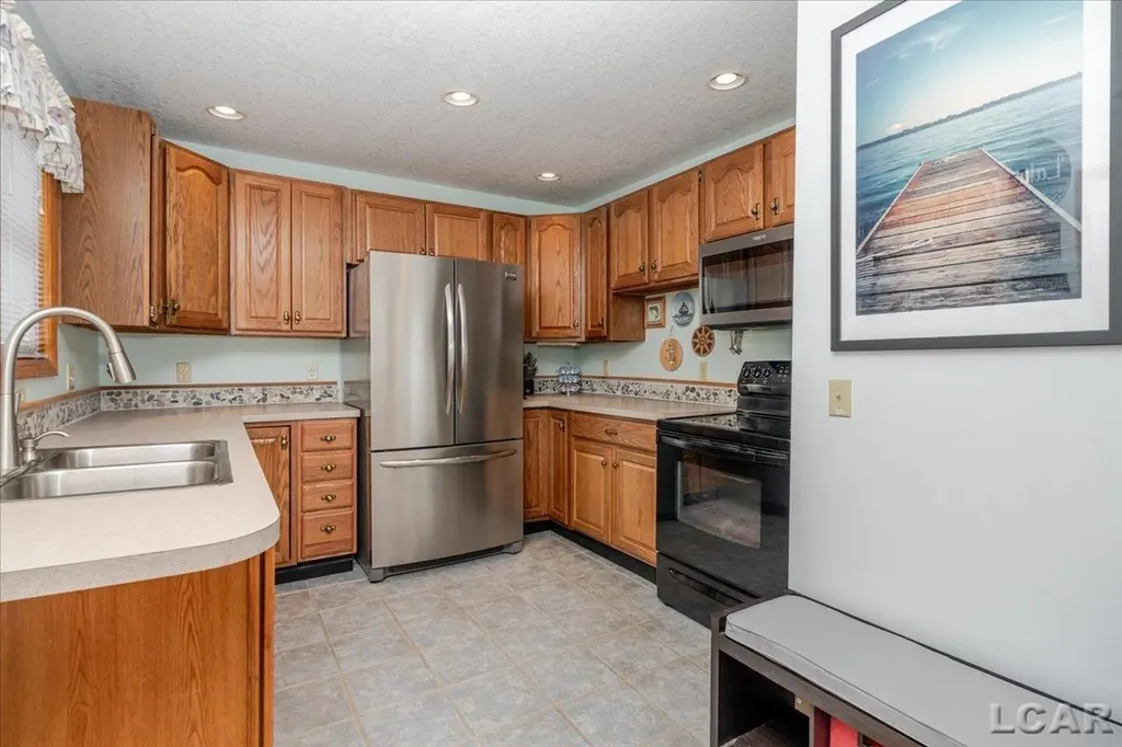9920 W Ferndale Drive Rollin Township MI 49253