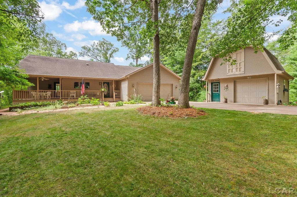 9949 Indian Trail Camden Township MI 49255