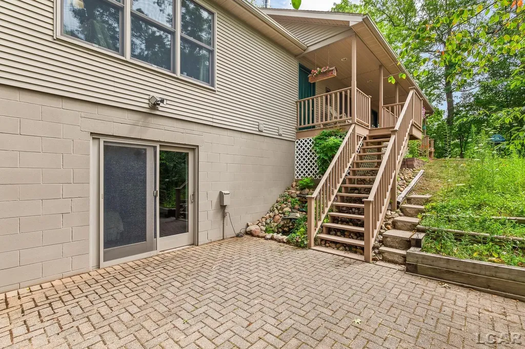 9949 Indian Trail Camden Township MI 49255