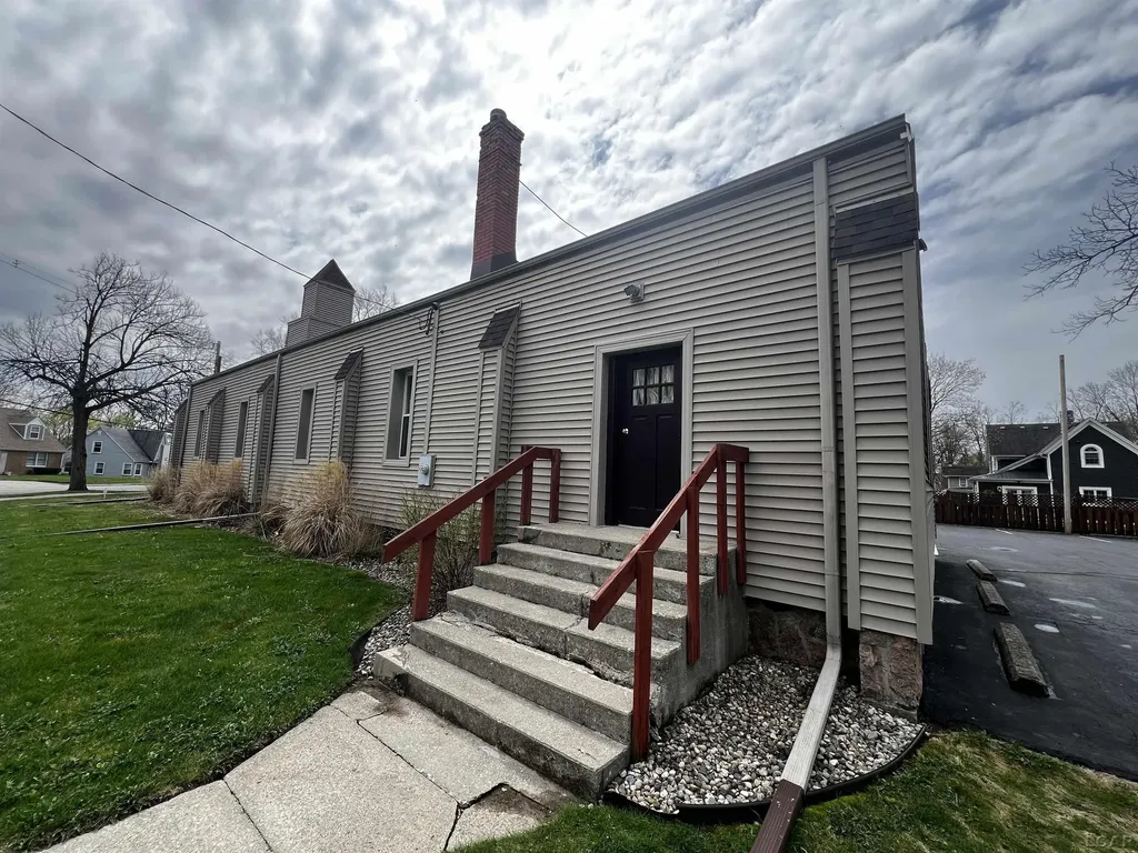 227 Greenly Street Adrian City MI 49221