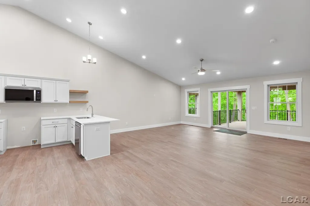 1639 Rivers Edge Court Madison Charter Township MI 49221