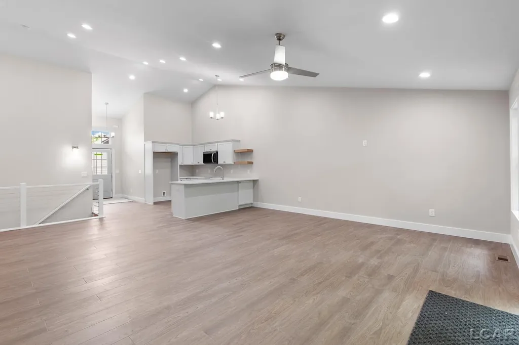 1639 Rivers Edge Court Madison Charter Township MI 49221