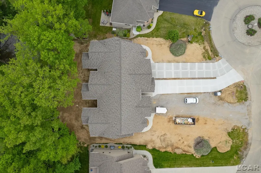 1639 Rivers Edge Court Madison Charter Township MI 49221