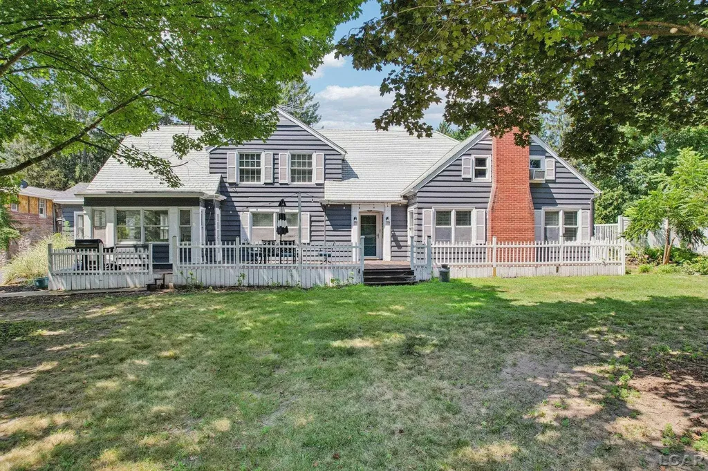 2550 Bent Oak Avenue Adrian Township MI 49221