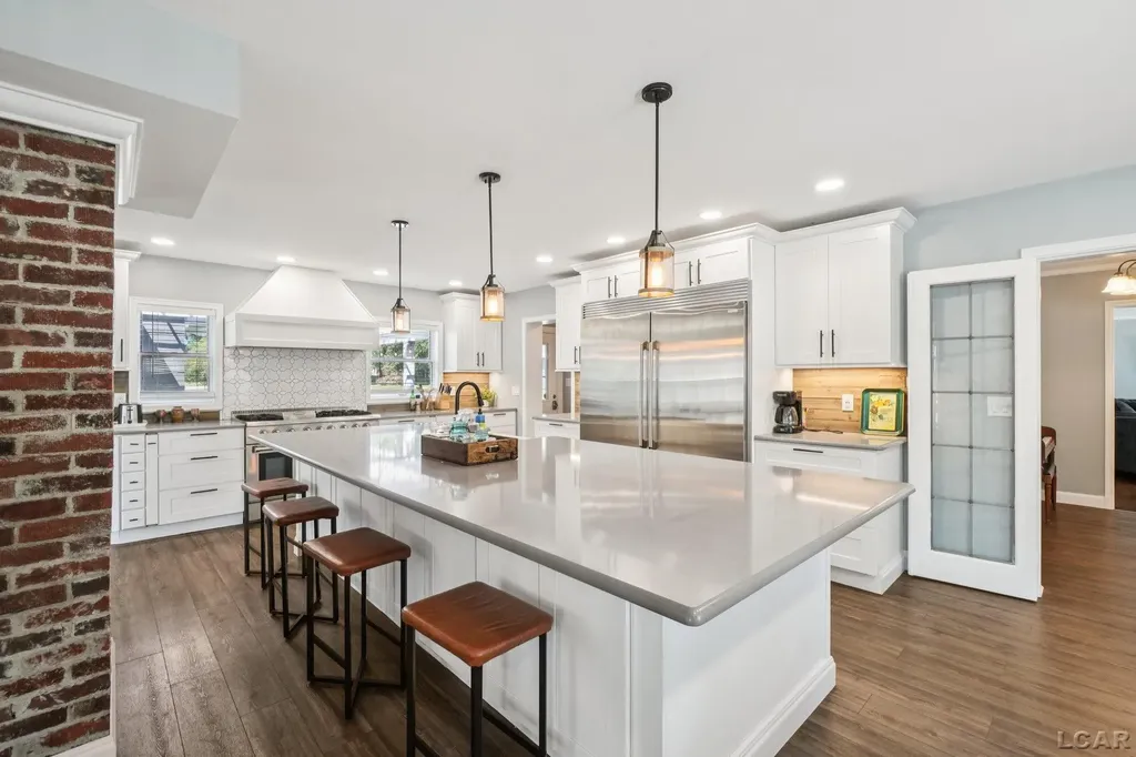 2550 Bent Oak Avenue Adrian Township MI 49221